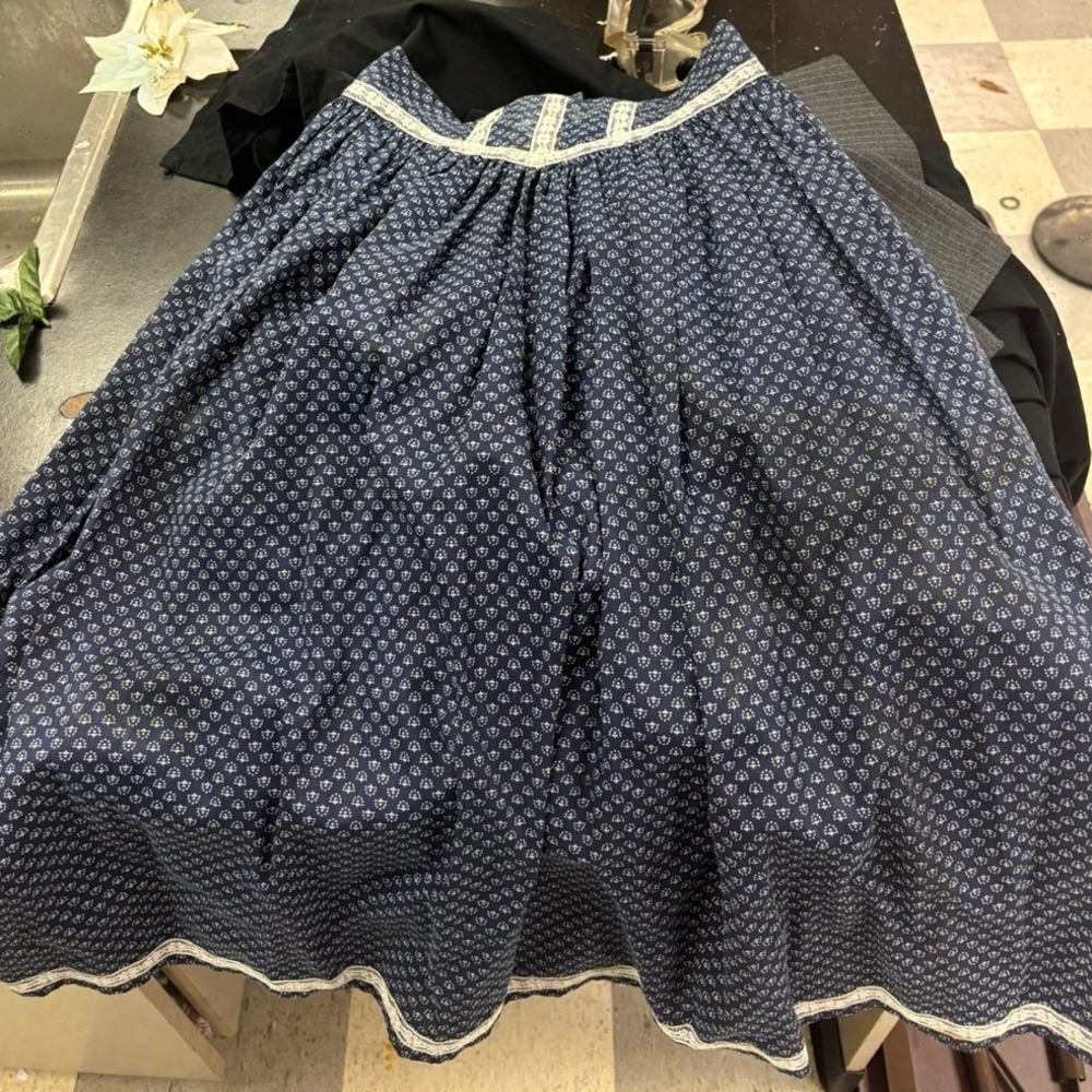 Gunne Sax Blue and White Midi A-Line Skirt
